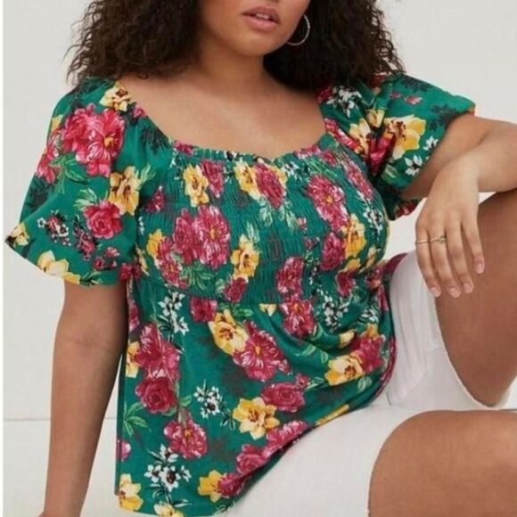 Torrid Green Floral Smocked Babydoll Top Plus Size 1X - Picture 1 of 5